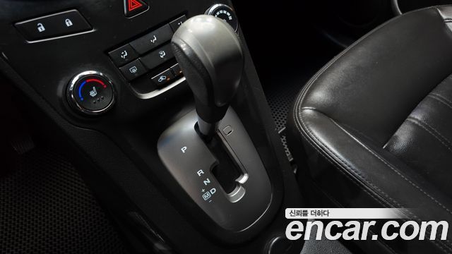 Chevrolet Orlando 2.0 Diesel LT Safety Pack 2014 — фото 9