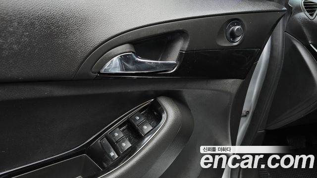 Chevrolet Orlando 2.0 Diesel LT Safety Pack 2014 — фото 15