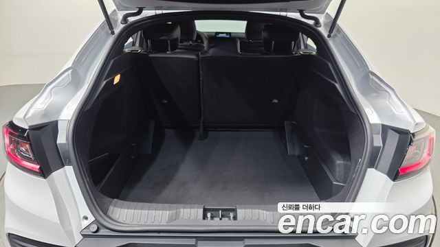 Renault Korea Arkana 1.6 GTe Iconic 2025 — фото 20