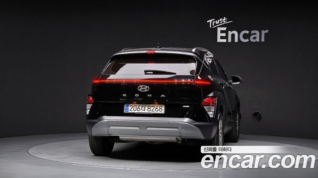 Hyundai Kona (SX2) Gasoline 1.6 Turbo 4WD Premium 2023 — фото 4