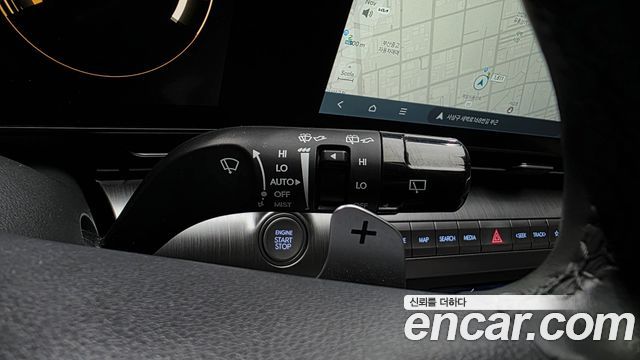 Hyundai Kona (SX2) Gasoline 1.6 Turbo 4WD Premium 2023 — фото 30