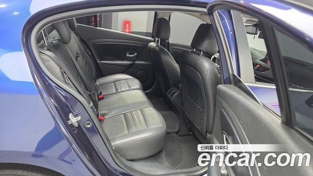 Renault Korea SM3 Z.E. RE 2017 — фото 12