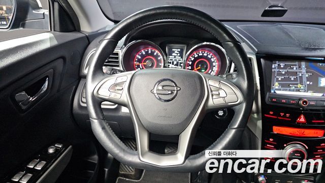 KG Mobility (SsangYong) Tivoli LX 2WD 2016 — фото 12