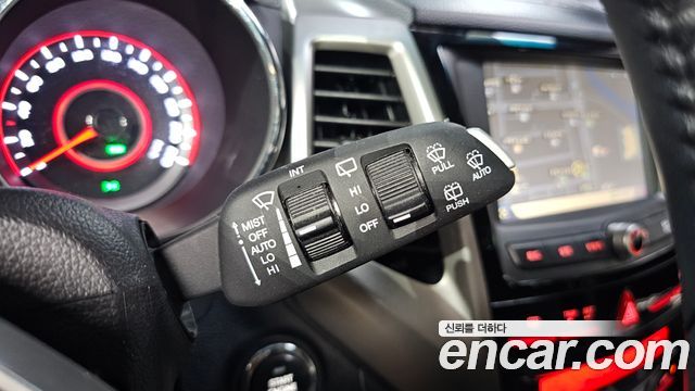 KG Mobility (SsangYong) Tivoli LX 2WD 2016 — фото 14