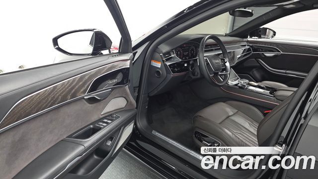 Audi A8 (D5) 55 TFSI Quattro Premium LWB 2023 — фото 10
