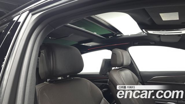 Audi A8 (D5) 55 TFSI Quattro Premium LWB 2023 — фото 16