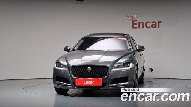 Jaguar XF (X260) 20d Prestige 2017 — фото 3