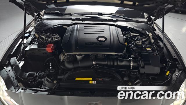 Jaguar XF (X260) 20d Prestige 2017 — фото 6
