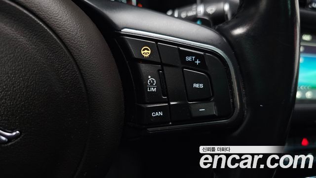 Jaguar XF (X260) 20d Prestige 2017 — фото 33