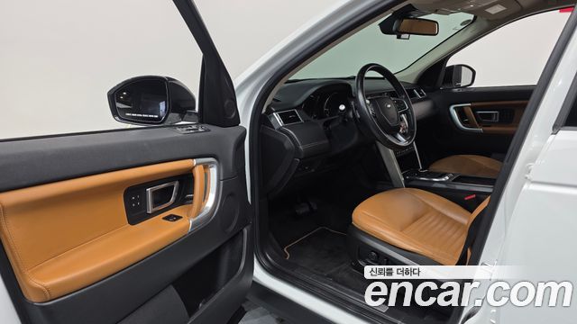 Land Rover Discovery Sport 2.0 TD4 HSE Luxury 2018 — фото 10