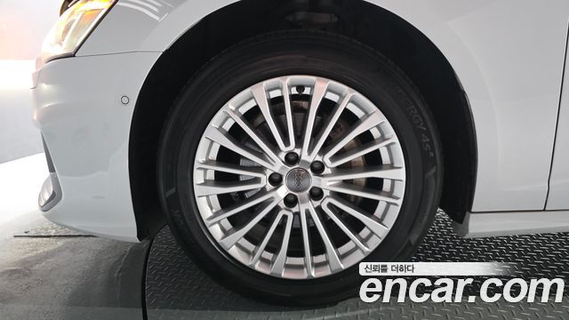Audi A6 (C8) 40 TDI Premium 2020 — фото 5