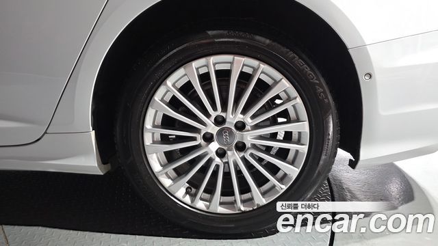 Audi A6 (C8) 40 TDI Premium 2020 — фото 27