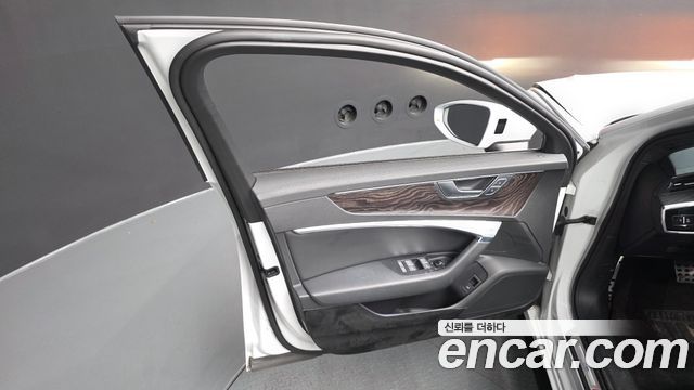 Audi A6 (C8) 40 TDI Premium 2020 — фото 30