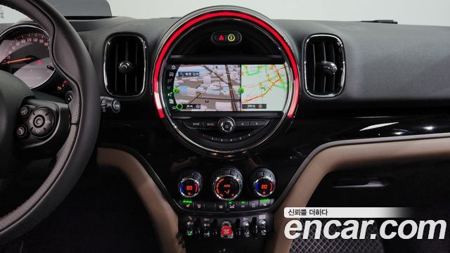 MINI Cooper SD Countryman ALL4 2nd 2020 — фото 13