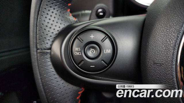 MINI Cooper SD Countryman ALL4 2nd 2020 — фото 15