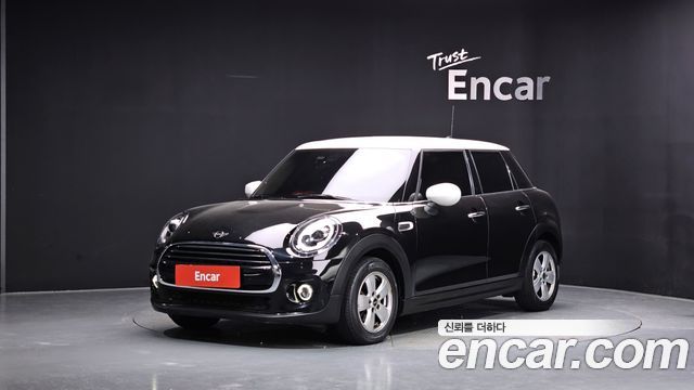MINI Cooper 5Door Standard 3rd