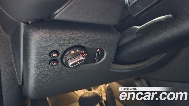 MINI Cooper 5Door Standard 3rd 2021 — фото 28