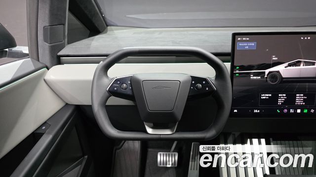 Tesla Cybertruck Cyberbeast 2026 — фото 12