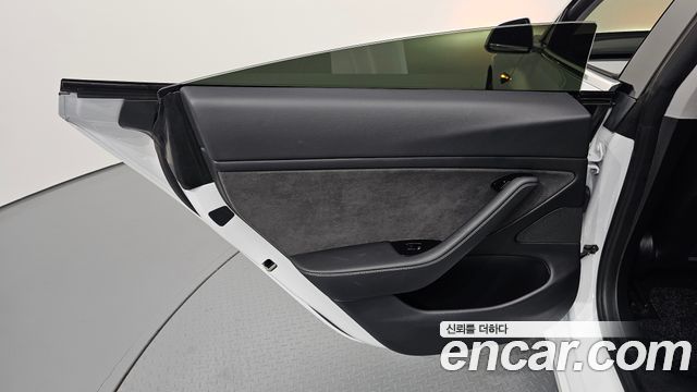 Tesla Model 3 Long Range AWD 2020 — фото 31