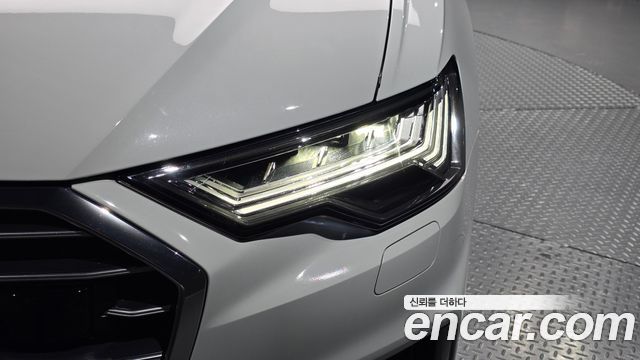 Audi A6 (C8) 40 TDI Premium 2023 — фото 22