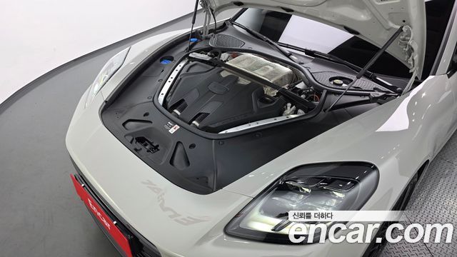 Porsche Panamera (976) 4.0 GTS 2025 — фото 6