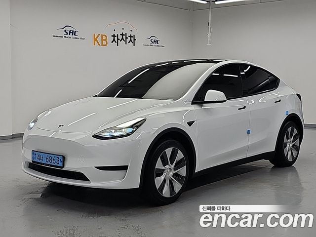 Tesla Model Y RWD
