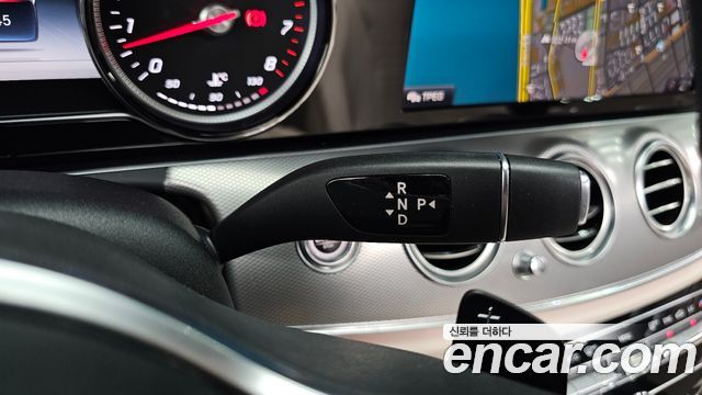 Mercedes-Benz E-Class (W213) E300 Avantgarde 2019 — фото 9