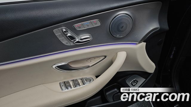 Mercedes-Benz E-Class (W213) E300 Avantgarde 2019 — фото 18