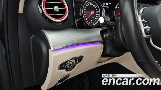 Mercedes-Benz E-Class (W213) E300 Avantgarde 2019 — фото 19