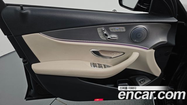 Mercedes-Benz E-Class (W213) E300 Avantgarde 2019 — фото 24