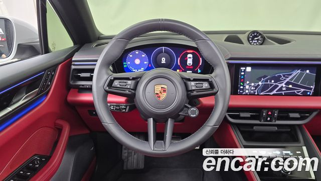 Porsche Macan EV 4S 2025 — фото 12