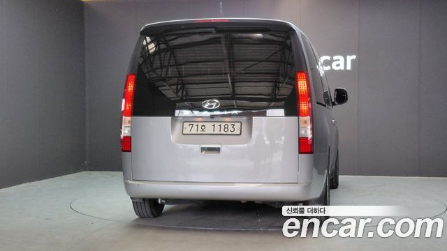 Hyundai Staria Tourer 11-Seater Modern 2022 — фото 4