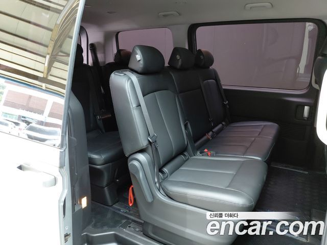 Hyundai Staria Tourer 11-Seater Modern 2022 — фото 11