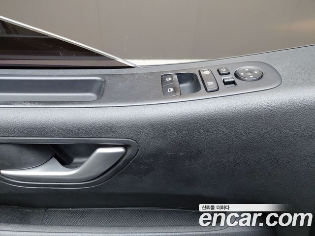 Hyundai Staria Tourer 11-Seater Modern 2022 — фото 27