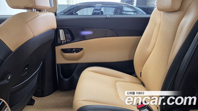 Kia Carnival (IV) Gasoline 9-Seater Signature 2023 — фото 25
