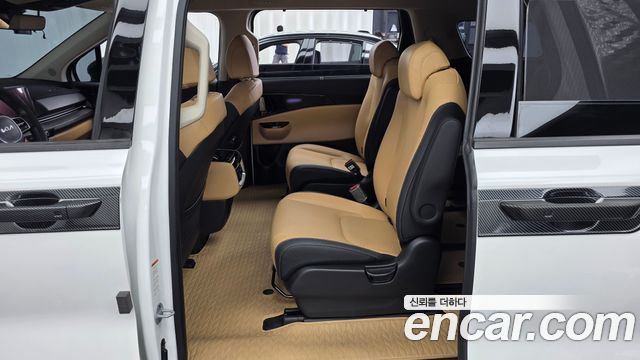 Kia Carnival (IV) Gasoline 9-Seater Signature 2023 — фото 26