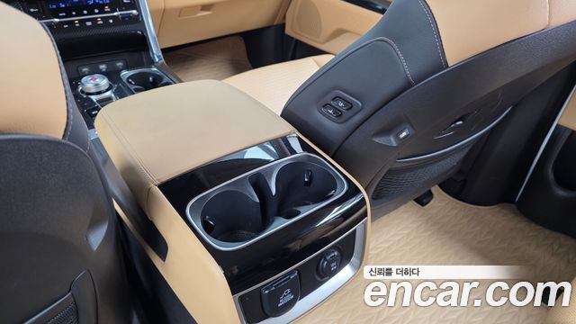 Kia Carnival (IV) Gasoline 9-Seater Signature 2023 — фото 32