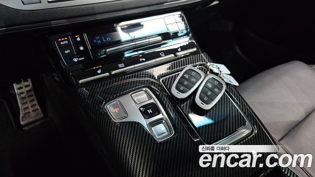 Hyundai Grandeur (IG) 3.0 LPi Rent Car Modern 2023 — фото 9
