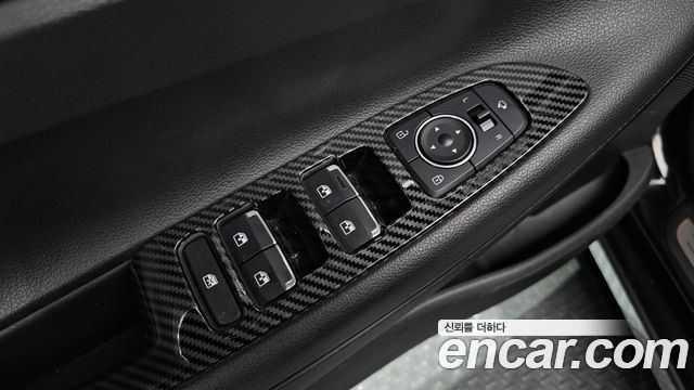 Hyundai Grandeur (IG) 3.0 LPi Rent Car Modern 2023 — фото 19
