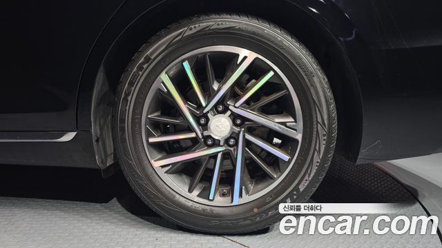 Hyundai Grandeur (IG) 3.0 LPi Rent Car Modern 2023 — фото 21
