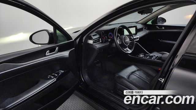 Kia K5 (III) 2.0 Prestige 2022 — фото 10
