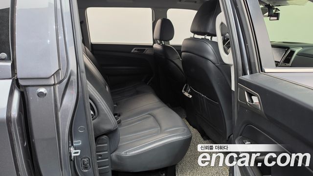 KG Mobility (SsangYong) Rexton Sports Diesel 2.2 4WD Noblesse 2018 — фото 11