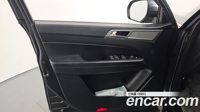 KG Mobility (SsangYong) Rexton Sports Diesel 2.2 4WD Noblesse 2018 — фото 24