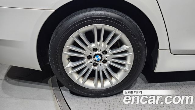 BMW 5 Series (F10) 520d 2014 — фото 5