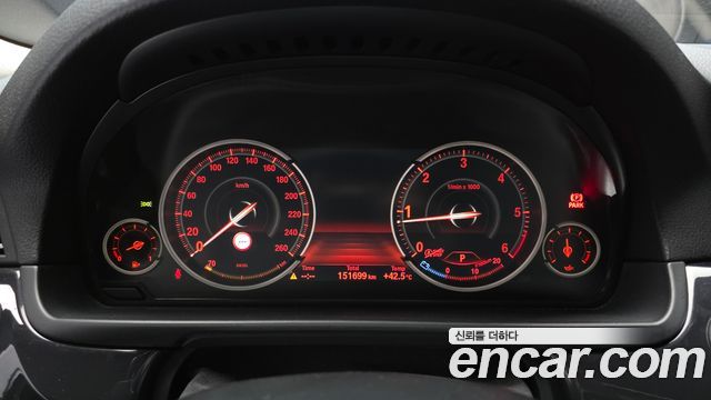 BMW 5 Series (F10) 520d 2014 — фото 8