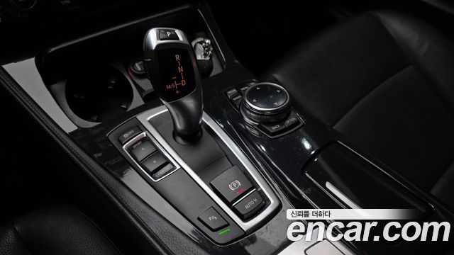BMW 5 Series (F10) 520d 2014 — фото 9