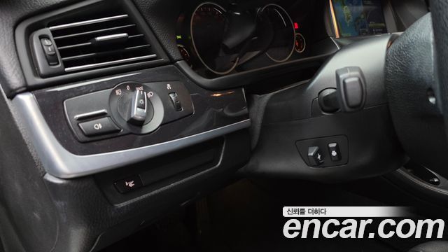 BMW 5 Series (F10) 520d 2014 — фото 17