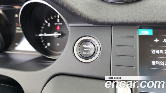 Land Rover Discovery Sport 2.0 TD4 HSE Luxury 2018 — фото 30