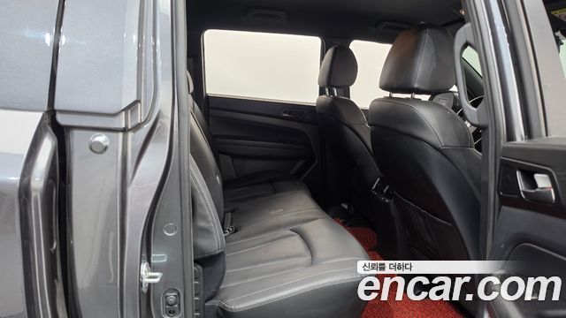 KG Mobility (SsangYong) Rexton Sports Khan Diesel 2.2 4WD Dynamic Edition (5-Link) 2021 — фото 11