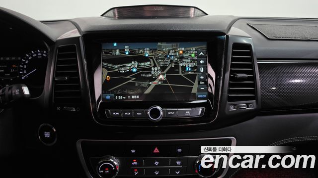 KG Mobility (SsangYong) Rexton Sports Khan Diesel 2.2 4WD Dynamic Edition (5-Link) 2021 — фото 13